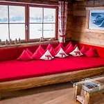 別荘 Sunny Hideaway By Interhome ハート・イム・ツィラータール